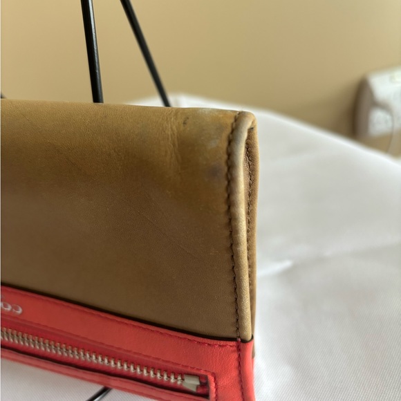 Coach wristlet used good condition - Picture 16 of 17